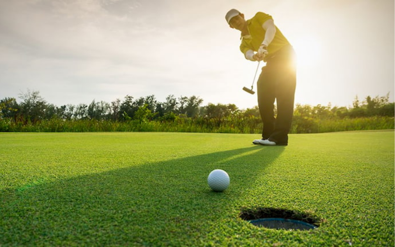 Luật phạt gậy trong golf (5)