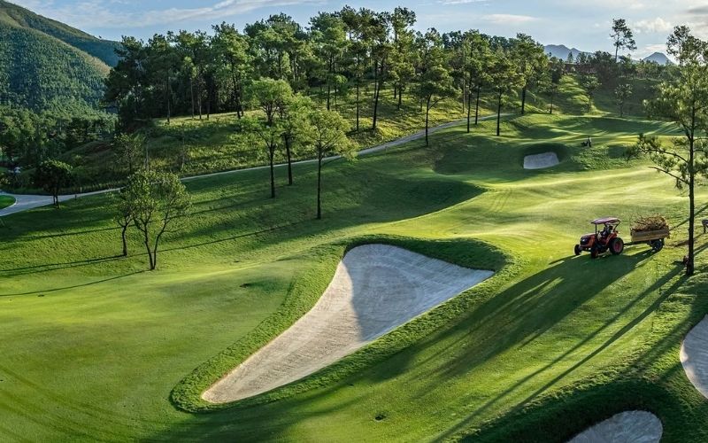 Sân Golf Đông Triều Silk Path Đông Triều Golf & Country Club (2)