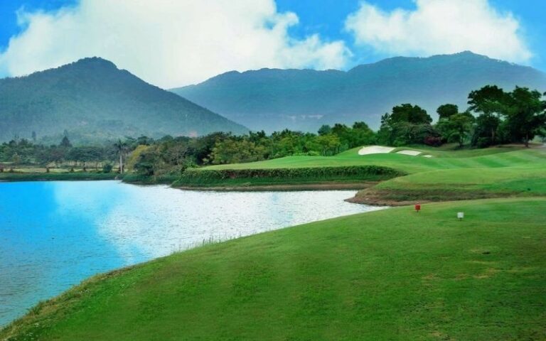 Sân Golf Minh Trí Hanoi Golf Club