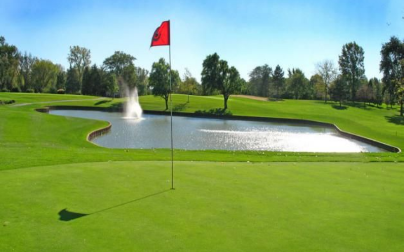 Water Hazard ( Bẫy nước ) (12)