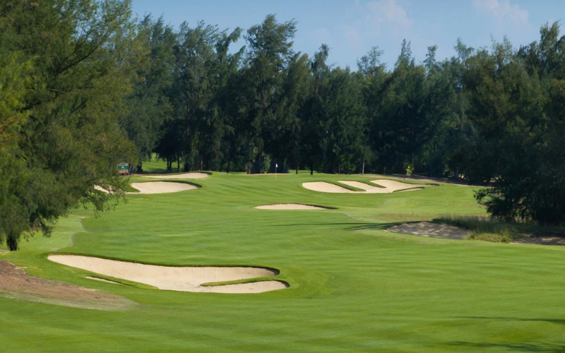 sân golf montgomerie links (3)