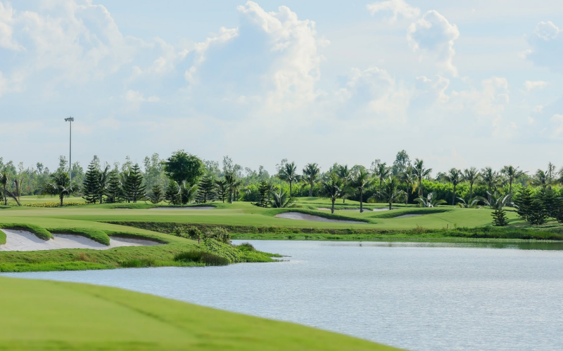 sân golf royal long an (10)