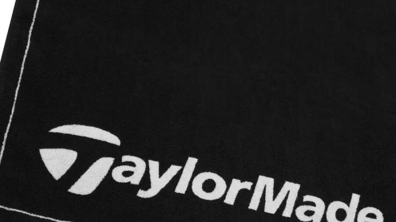 Phụ Kiện Golf TaylorMade: Những Món Đồ Không Thể Thiếu Của Mọi Golfer